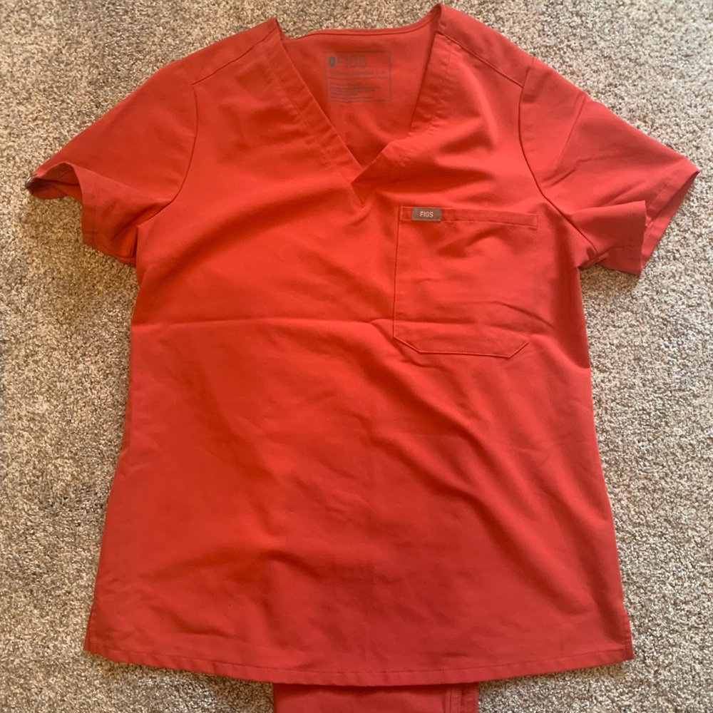 Clay Catarina & Yola Figs Scrub Set